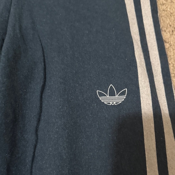 Adidas workout leggings 💚 - Picture 2 of 3